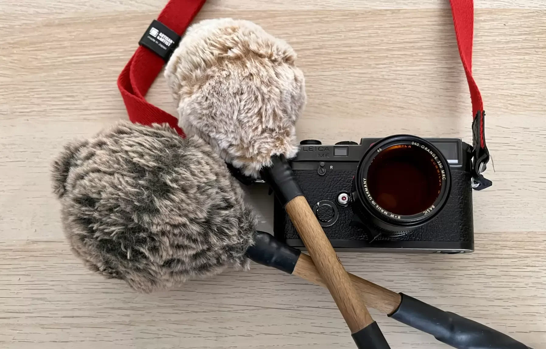 gong mallets and camera